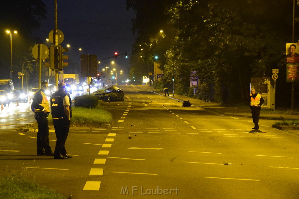 Schwerer VU Koeln Dellbrueck Bergisch Gladbacherstr Herler Ring P064.JPG - Miklos Laubert